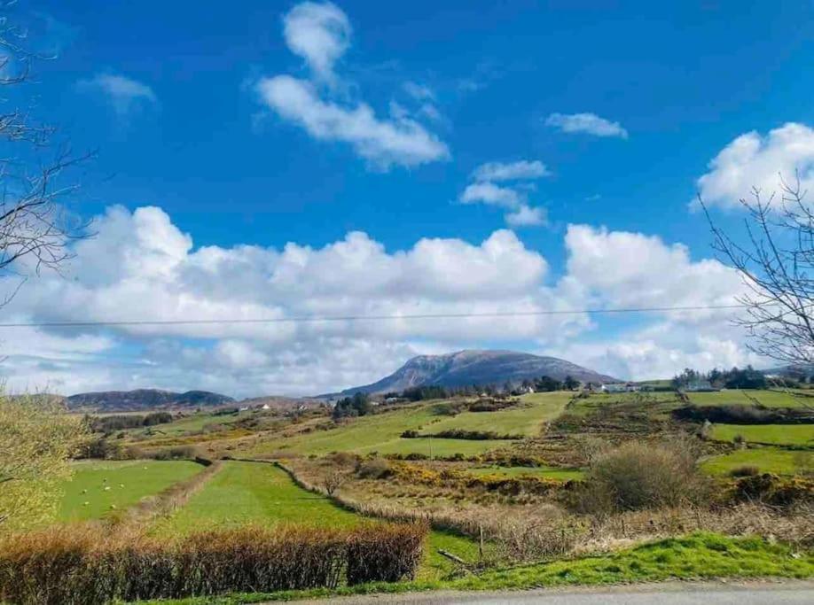 Teach Dunmore In The Heart Of Donegal Gaeltacht. Falcarragh Luaran gambar
